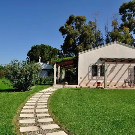 Sleeps 2 Pool Wifi T764327 *