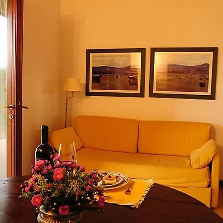 Sleeps 2 Pool Wifi T764327 *